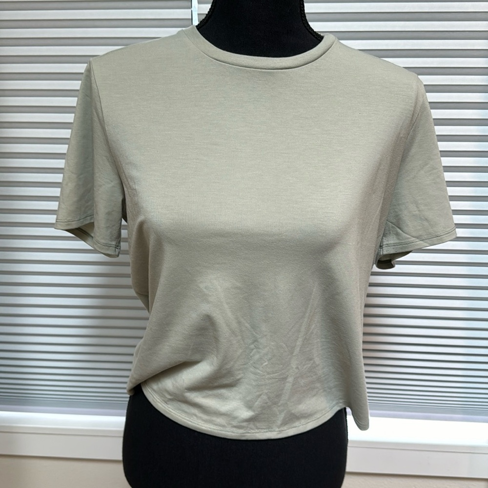 Outdoor Voices Tee